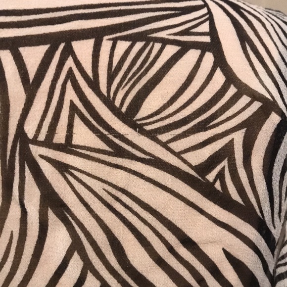 Tristan & Iseut silk blouse - Picture 5 of 5